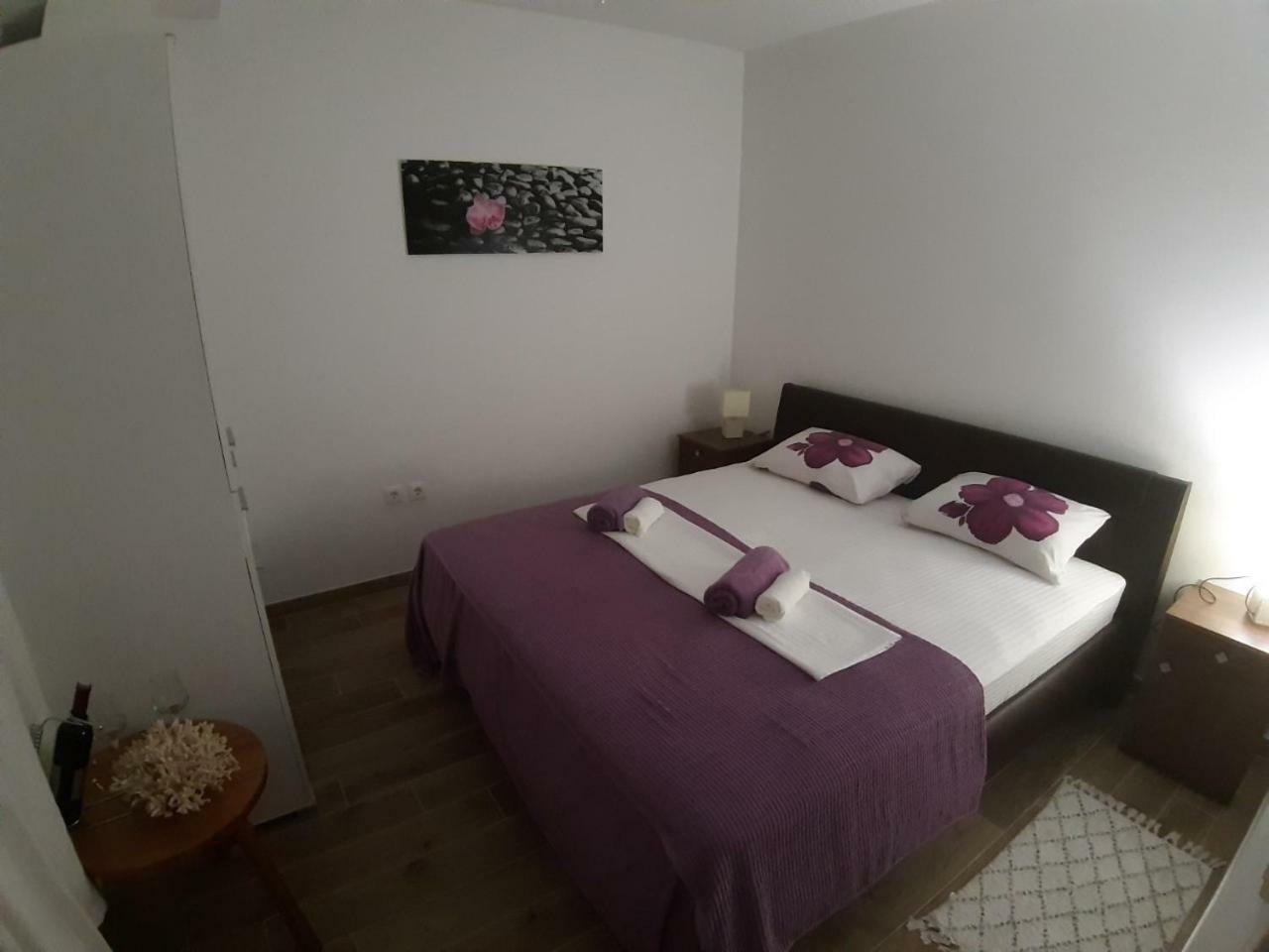 Lanelu Apartman Rogoznica  Ngoại thất bức ảnh